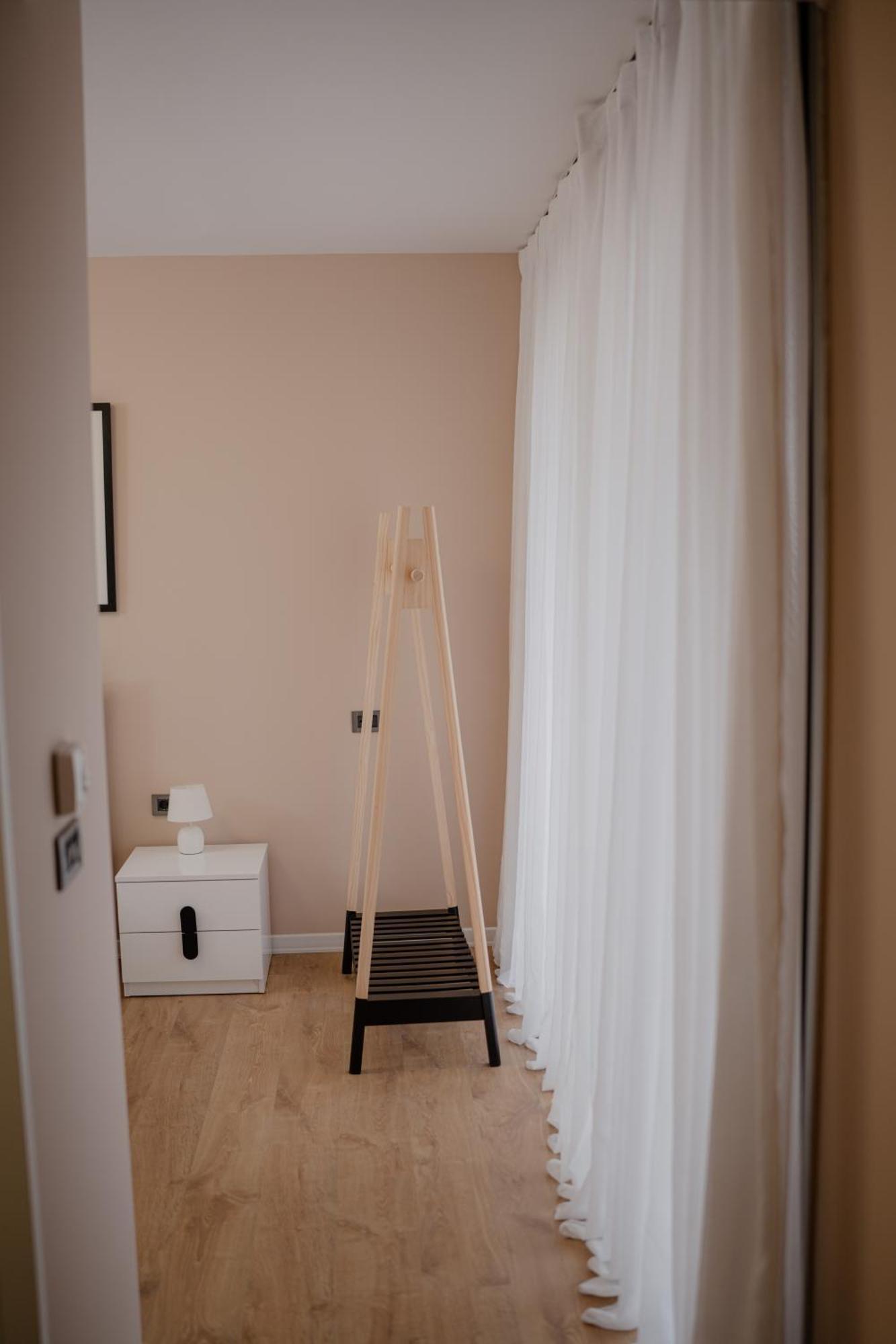 Lake Drive Rooms&Apartments Тирана Екстер'єр фото