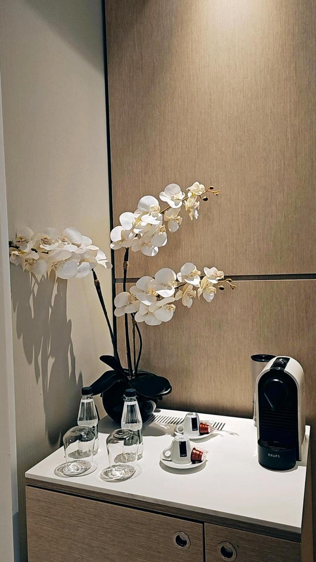 Lake Drive Rooms&Apartments Тирана Екстер'єр фото