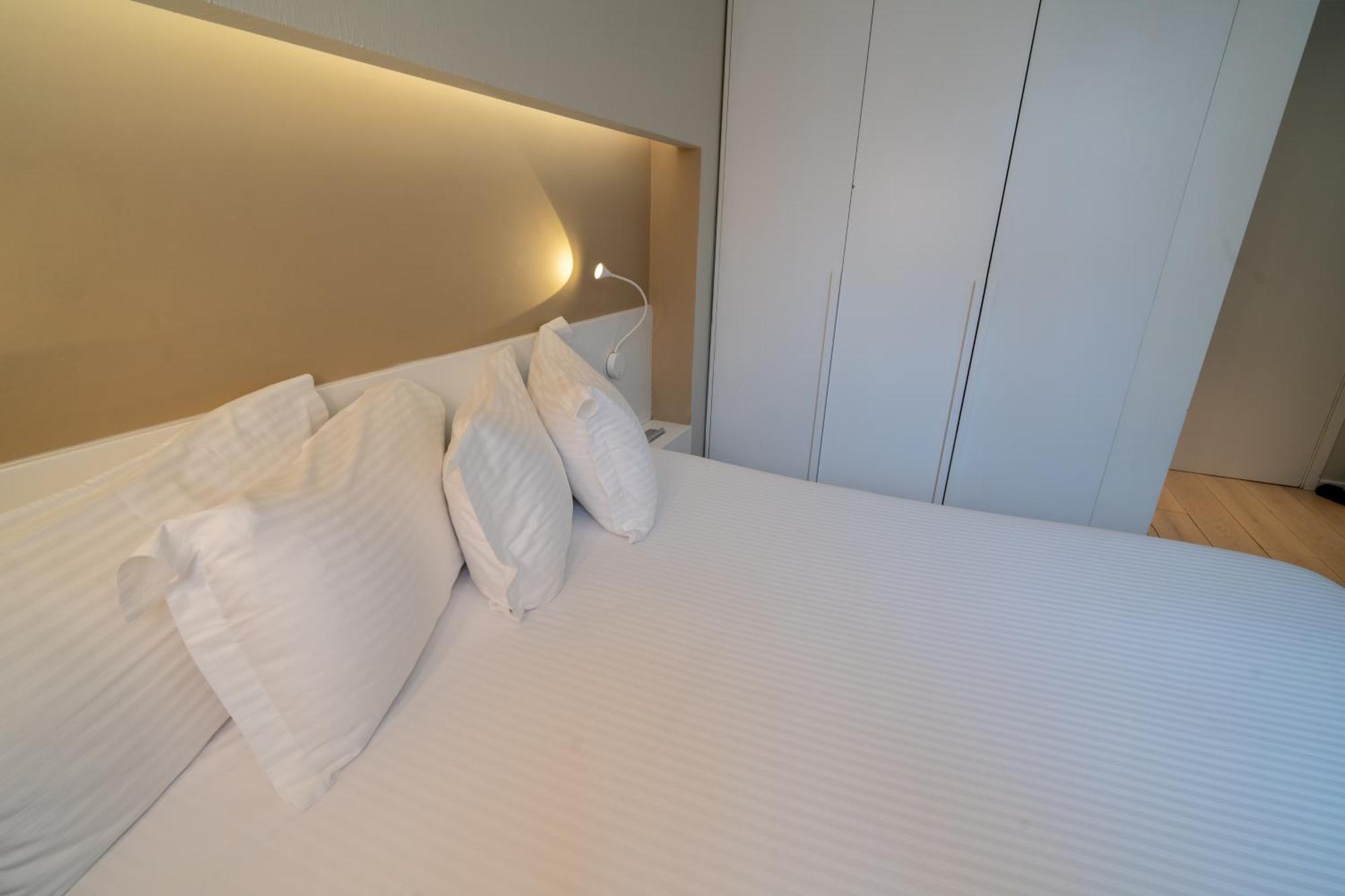Lake Drive Rooms&Apartments Тирана Екстер'єр фото
